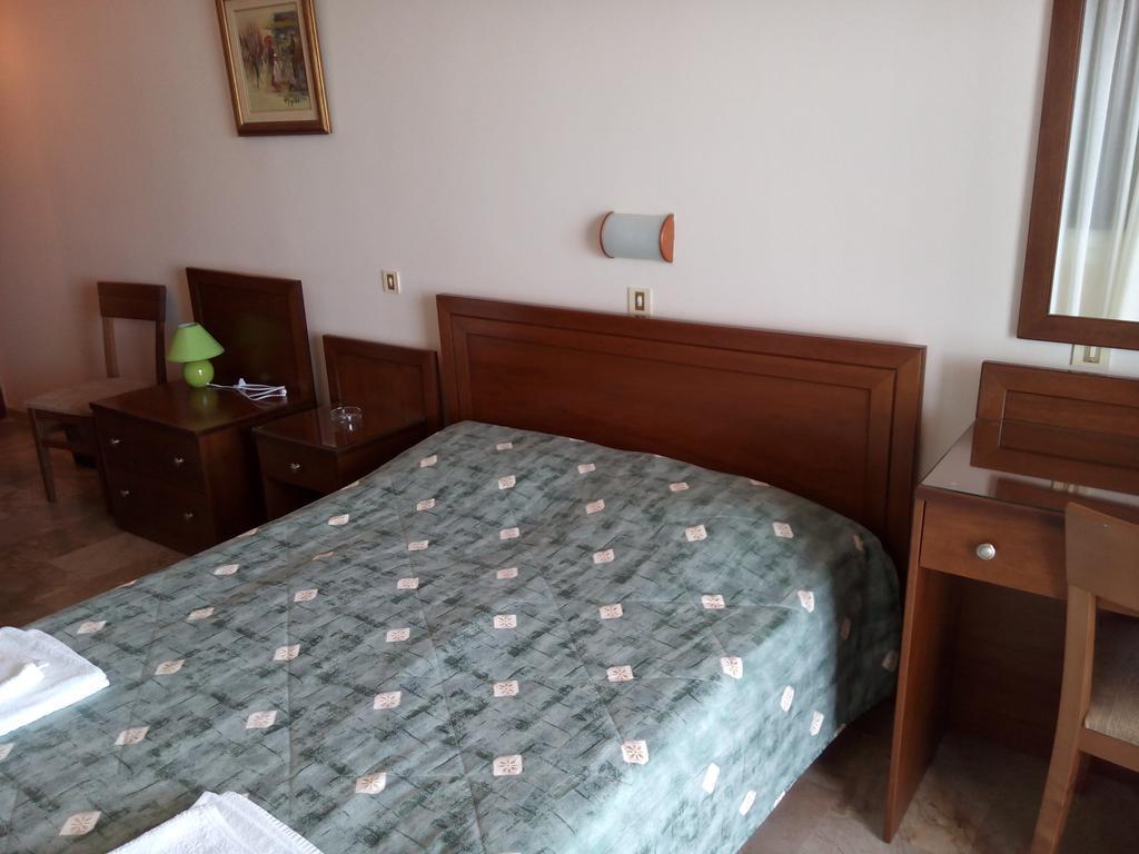 Akrogiali Kyparissia Habitación foto